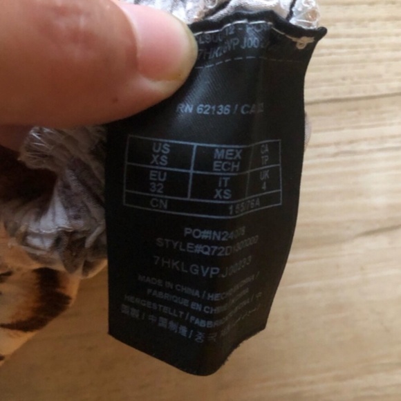 Guess Leopard Print Sleeveless Romper - Picture 5 of 7